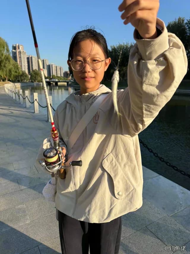 白条钓获 0.1kg